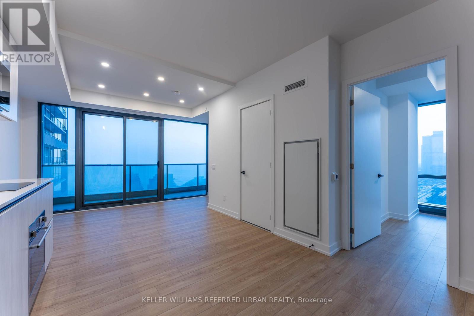 2804 - 35 Parliament Street, Toronto, Ontario  M5A 0Z5 - Photo 4 - C12800522