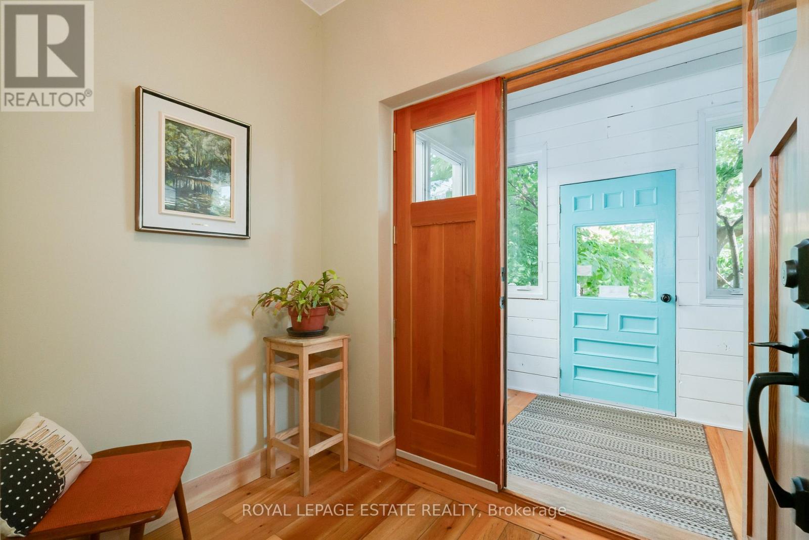 146 Ashdale Avenue, Toronto, Ontario  M4L 2Y9 - Photo 2 - E12800536