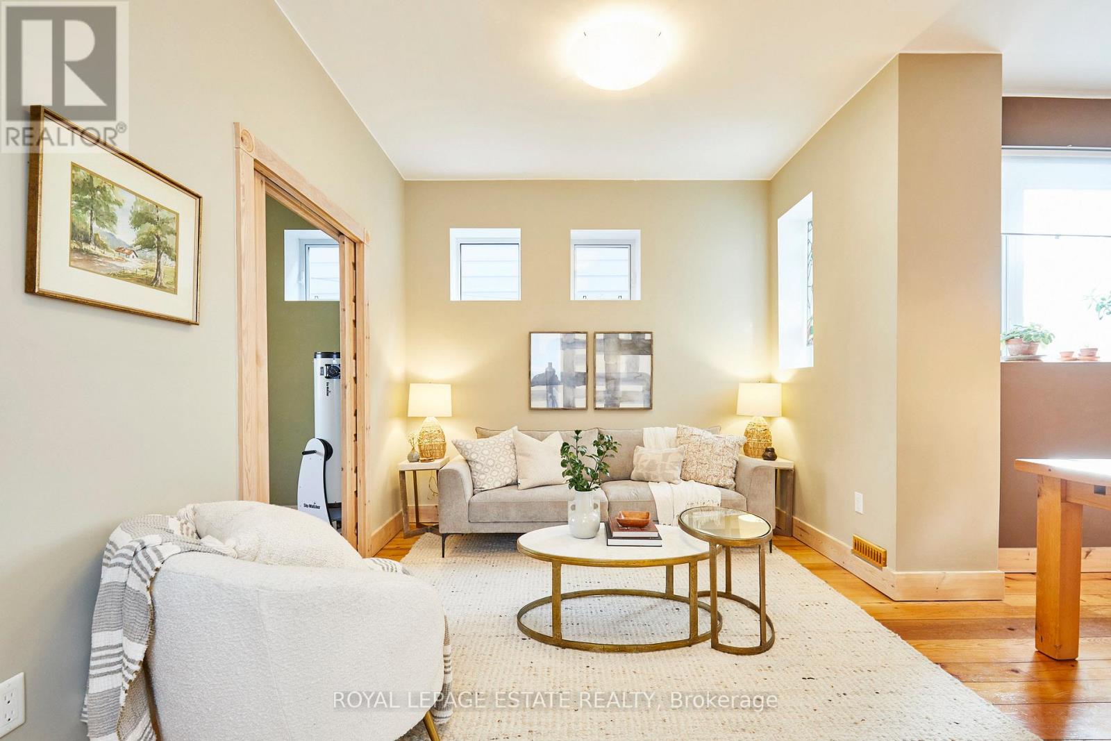 146 Ashdale Avenue, Toronto, Ontario  M4L 2Y9 - Photo 5 - E12800536