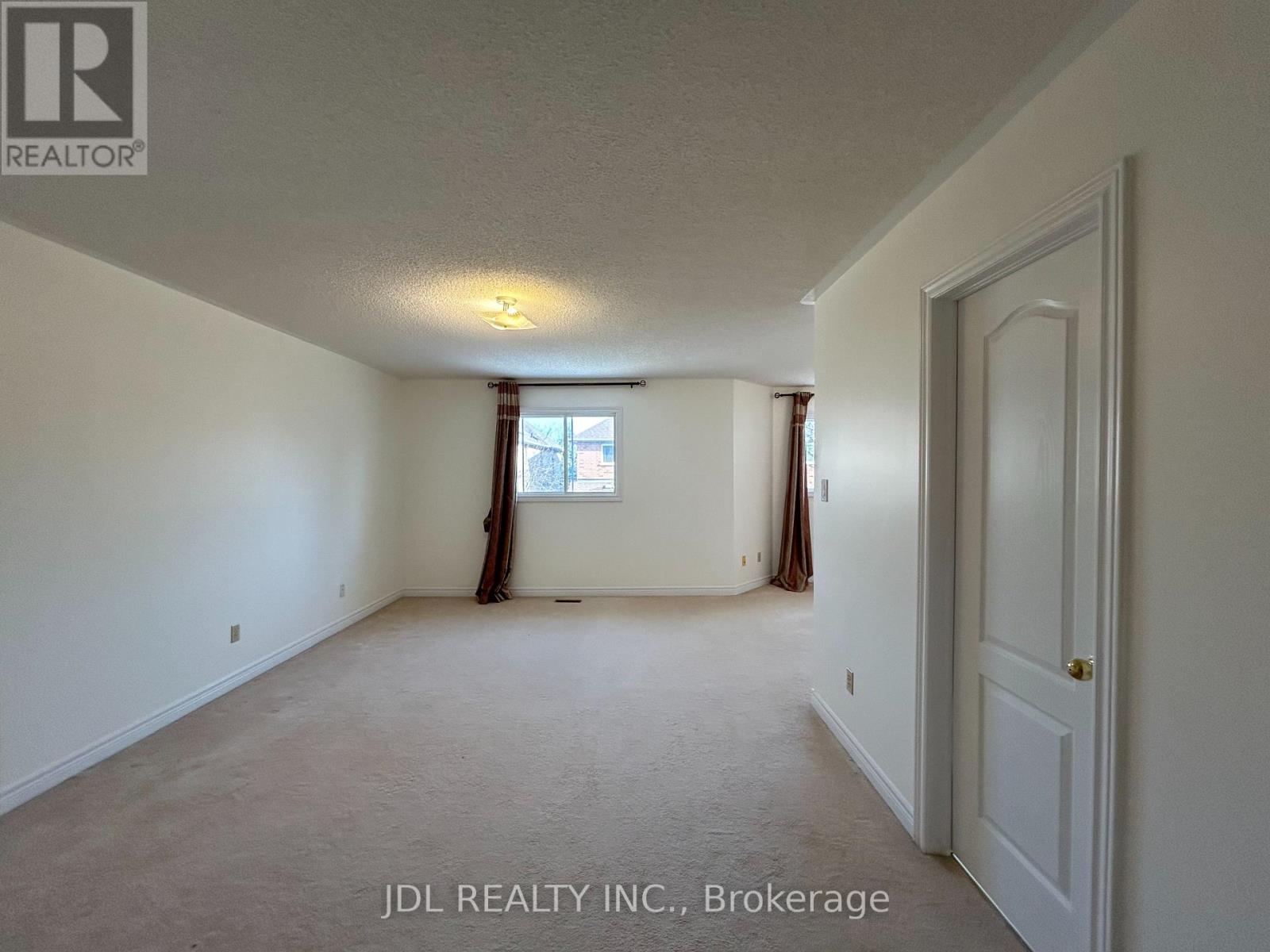 49 Melville St Street W, Richmond Hill, Ontario  L4B 4J1 - Photo 14 - N12800526