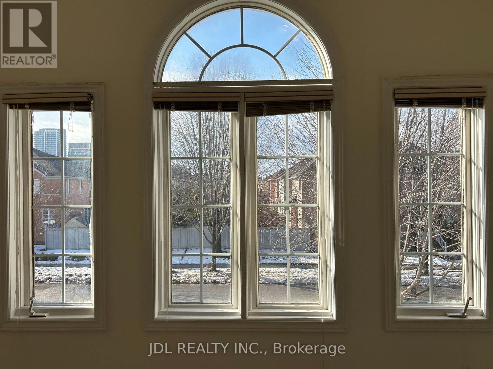 49 Melville St Street W, Richmond Hill, Ontario  L4B 4J1 - Photo 2 - N12800526