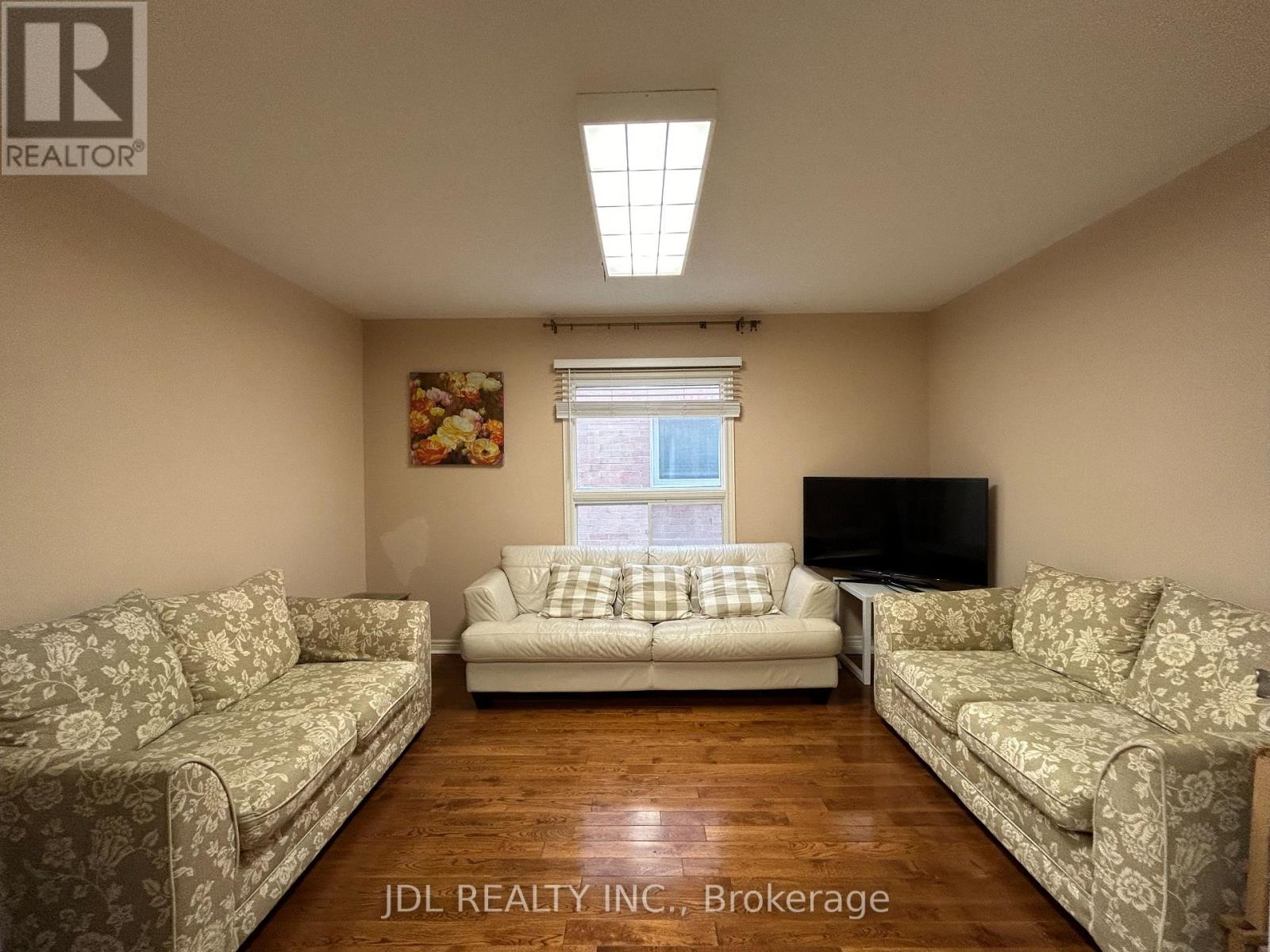 49 Melville St Street W, Richmond Hill, Ontario  L4B 4J1 - Photo 22 - N12800526