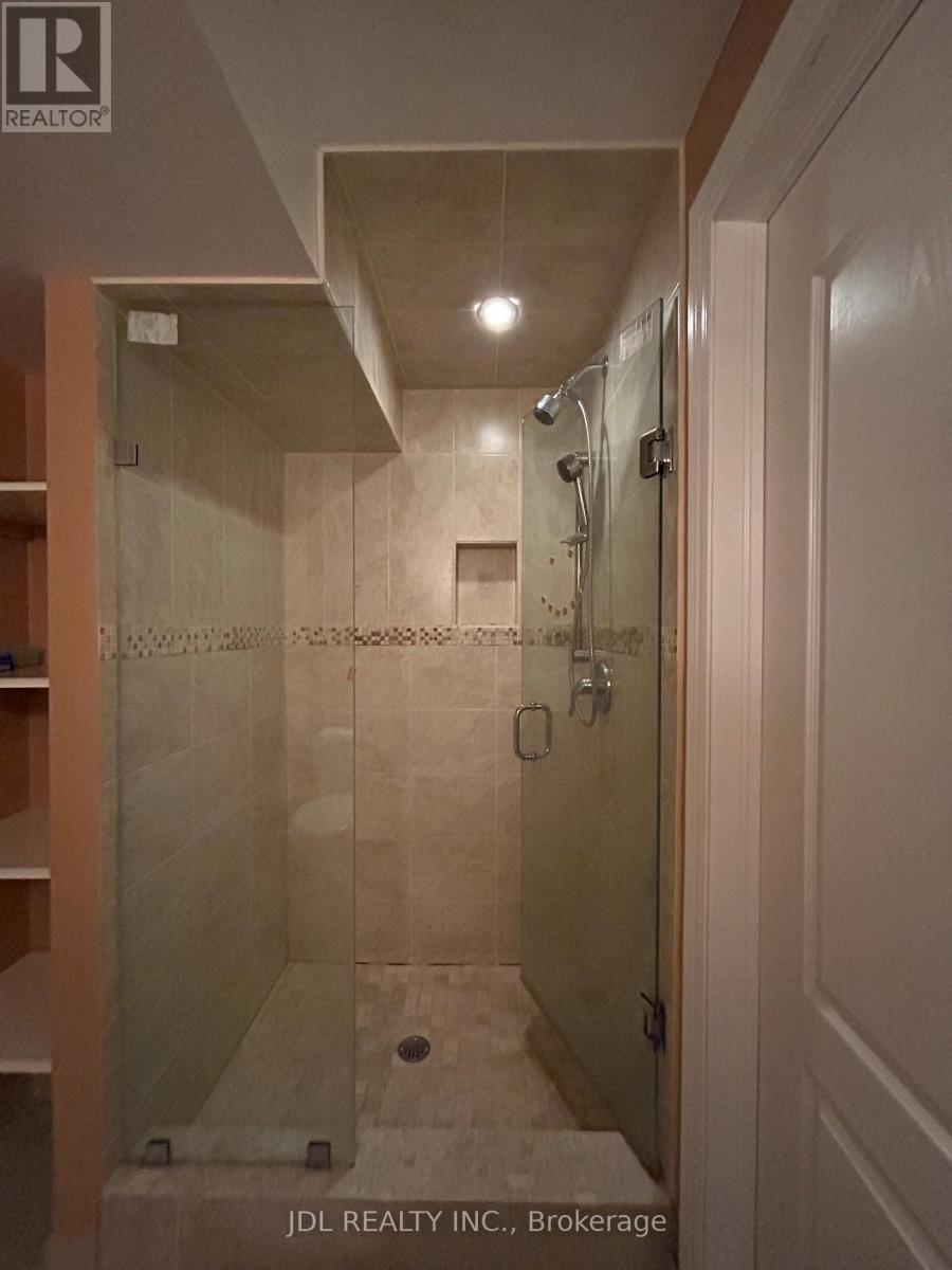 49 Melville St Street W, Richmond Hill, Ontario  L4B 4J1 - Photo 30 - N12800526