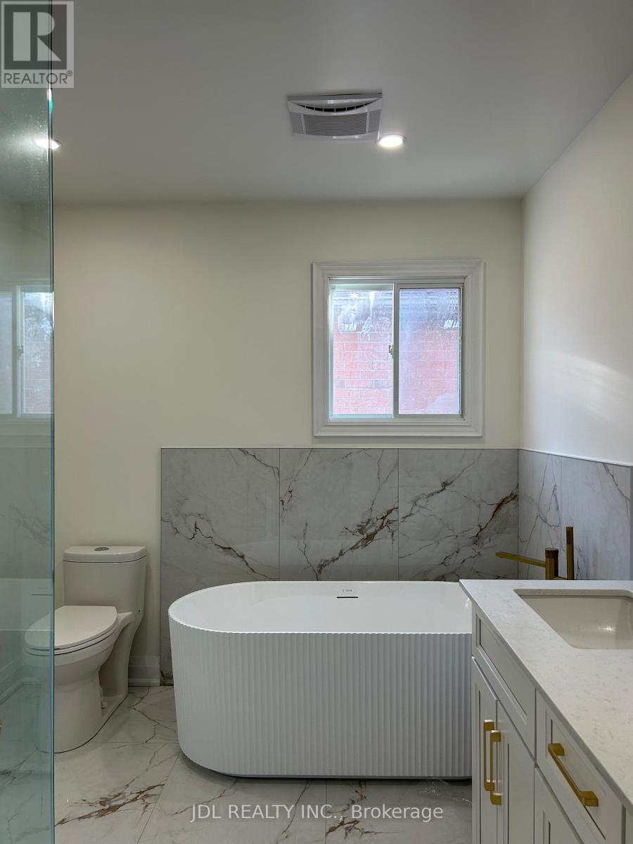 49 Melville St Street W, Richmond Hill, Ontario  L4B 4J1 - Photo 9 - N12800526