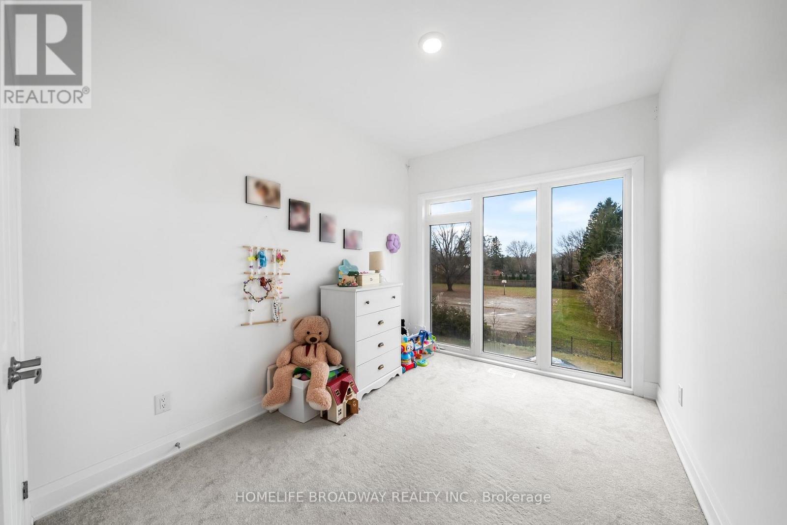 37 Persica Street, Richmond Hill, Ontario  L4E 2T3 - Photo 13 - N12800530