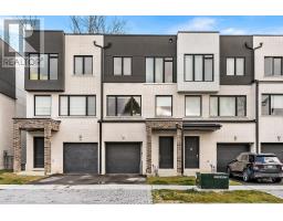 37 PERSICA STREET, Richmond Hill, Ontario