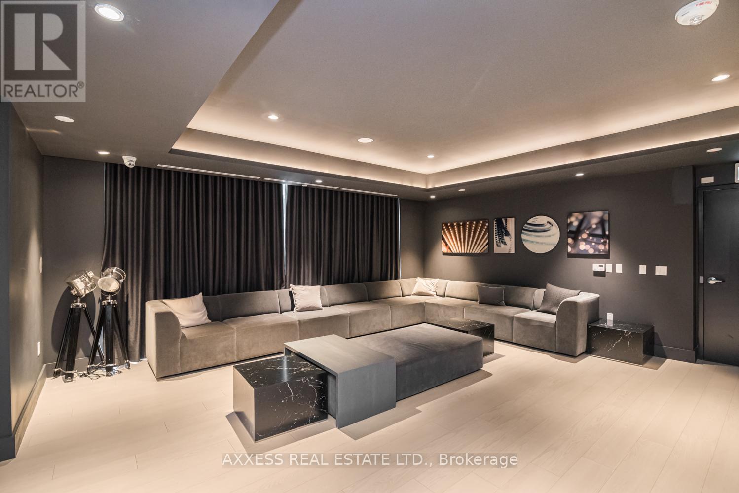 10 Gibbs Road, Toronto, Ontario  M9B 0E2 - Photo 30 - W12800528