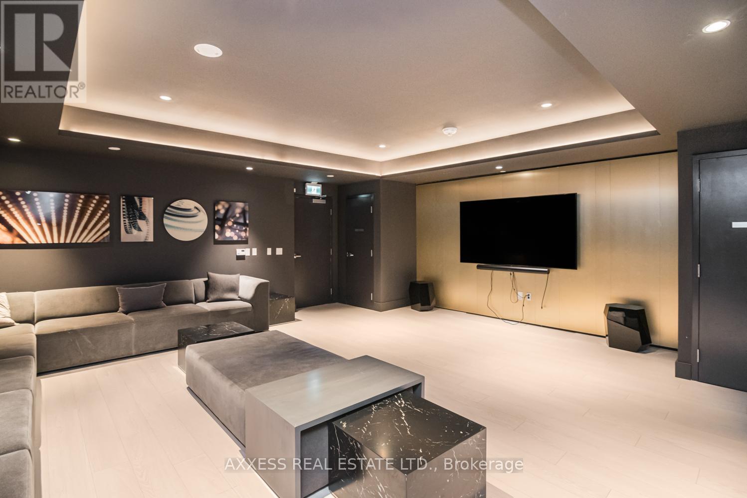 10 Gibbs Road, Toronto, Ontario  M9B 0E2 - Photo 31 - W12800528