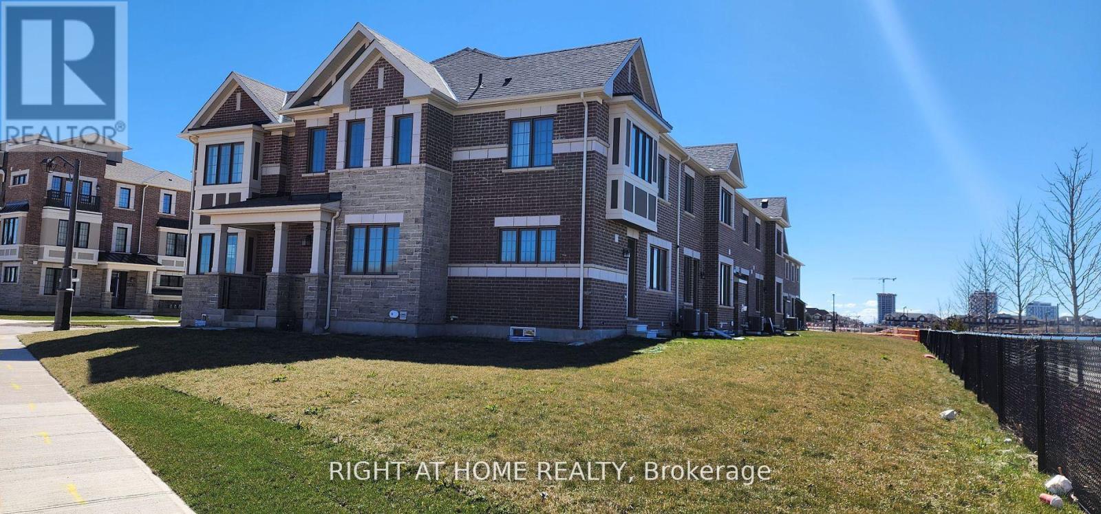 3048 JOHN MCKAY BOULEVARD, Oakville, Ontario