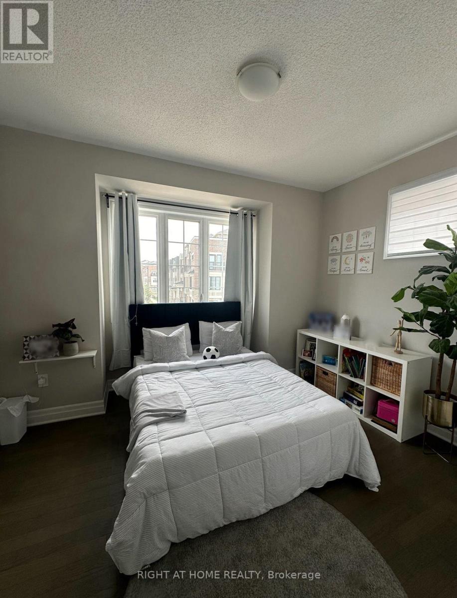 3048 John Mckay Boulevard, Oakville, Ontario  L6H 3Z9 - Photo 34 - W12800546