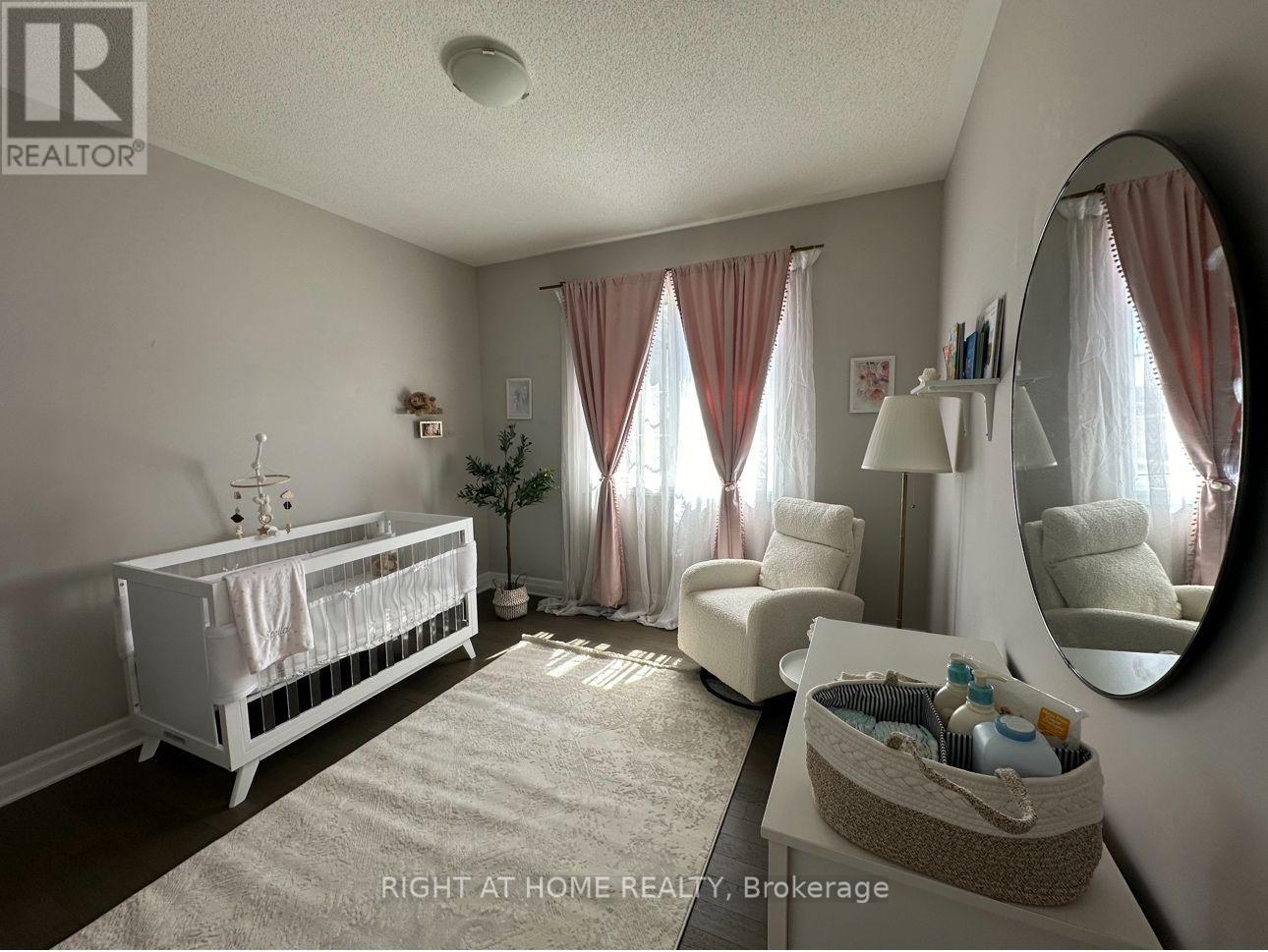 3048 John Mckay Boulevard, Oakville, Ontario  L6H 3Z9 - Photo 36 - W12800546