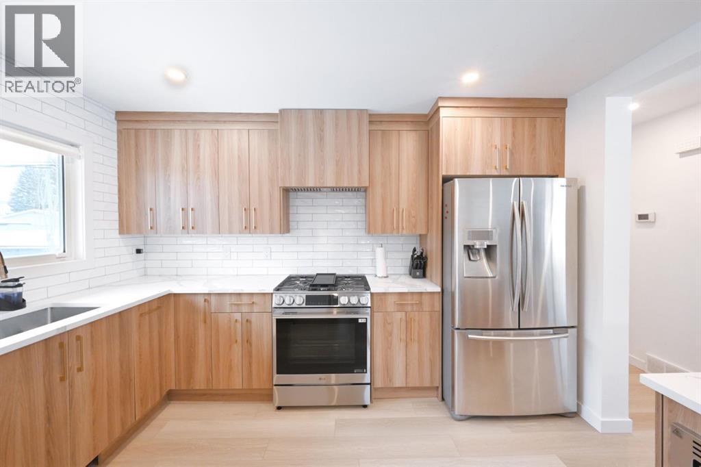 7611 Fleetwood Drive Se, Calgary, Alberta  t2h 0x2 - Photo 13 - A2286724