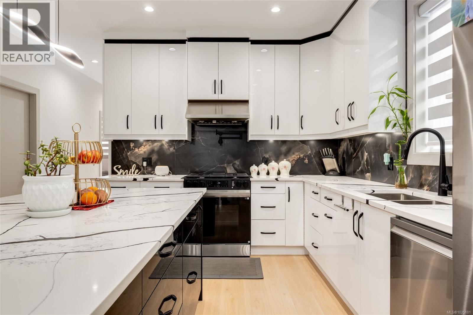 917 Old Victoria Rd, Nanaimo, British Columbia  V9R 0L3 - Photo 4 - 1025881