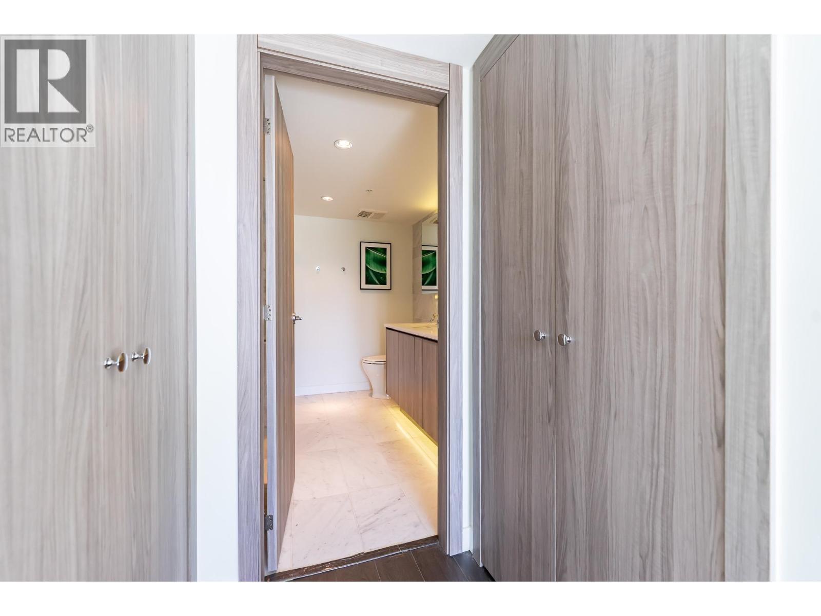 601 8800 Hazelbridge Way, Richmond, British Columbia  V6X 0S3 - Photo 9 - R3091366