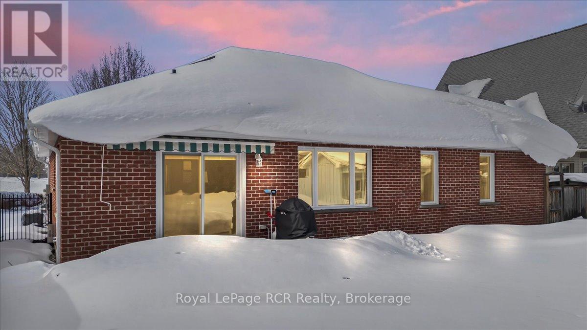 239 4th Street Crescent, Hanover, Ontario  N4N 3S2 - Photo 36 - X12800606