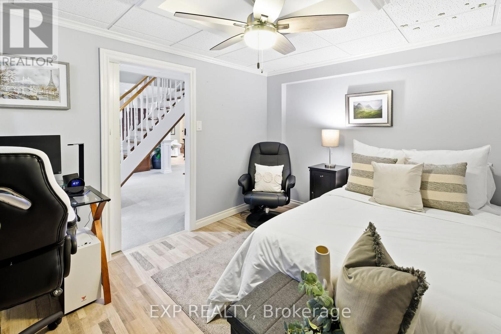 32 Bird Crescent, Ajax, Ontario  L1S 5B9 - Photo 32 - E12800626