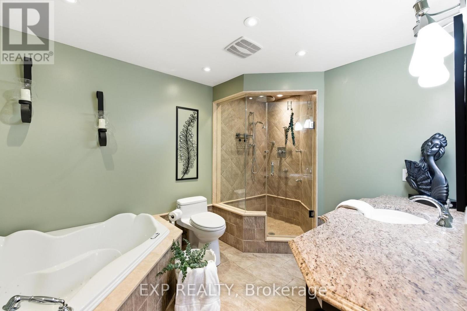 32 Bird Crescent, Ajax, Ontario  L1S 5B9 - Photo 33 - E12800626