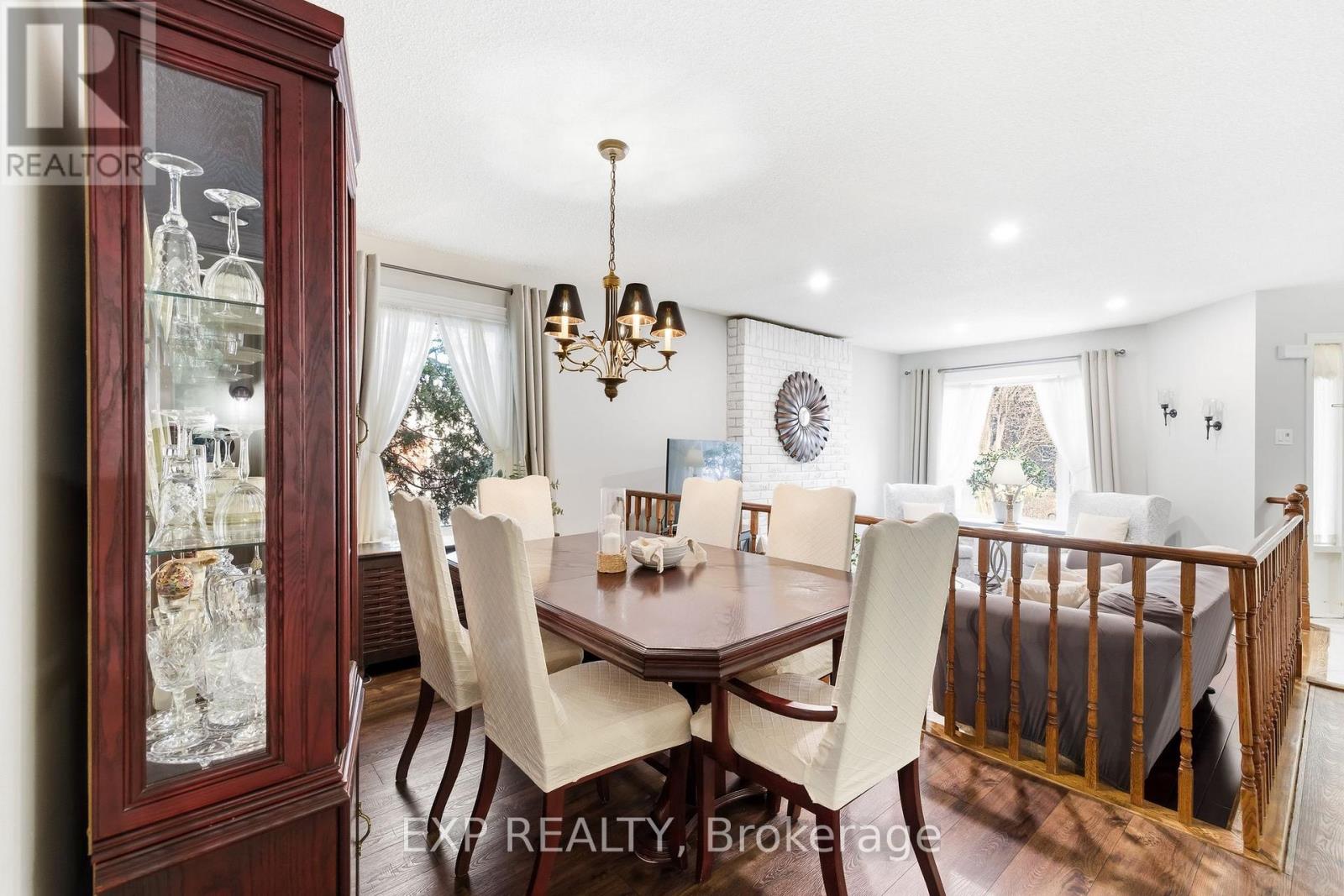 32 Bird Crescent, Ajax, Ontario  L1S 5B9 - Photo 9 - E12800626