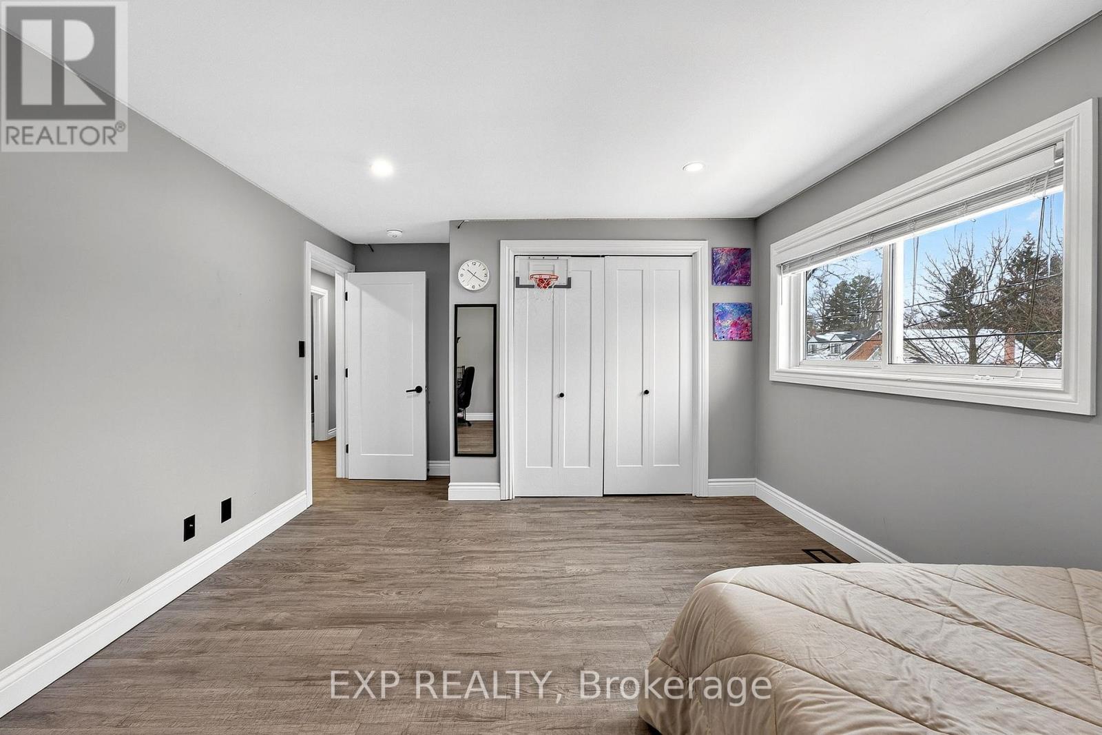 266 Bleecker Avenue, Belleville (Belleville Ward), Ontario  K8N 3V4 - Photo 17 - X12800634