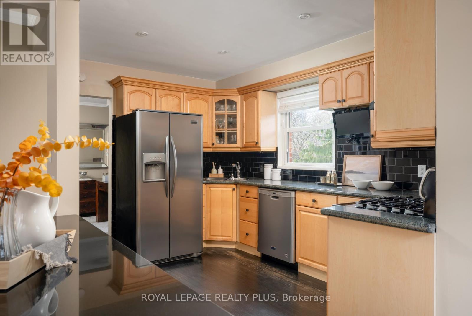 2034 Harvest Drive, Mississauga, Ontario  L4Y 1T6 - Photo 20 - W12774490