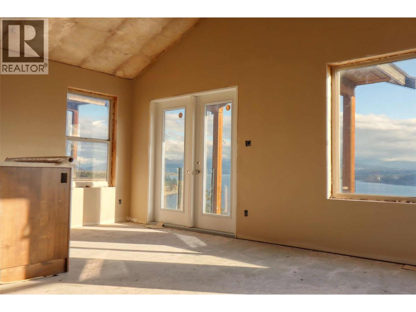 2633 Squilax Anglemont Road Unit# 120, Lee Creek, British Columbia  V0E 1M5 - Photo 10 - 10376462