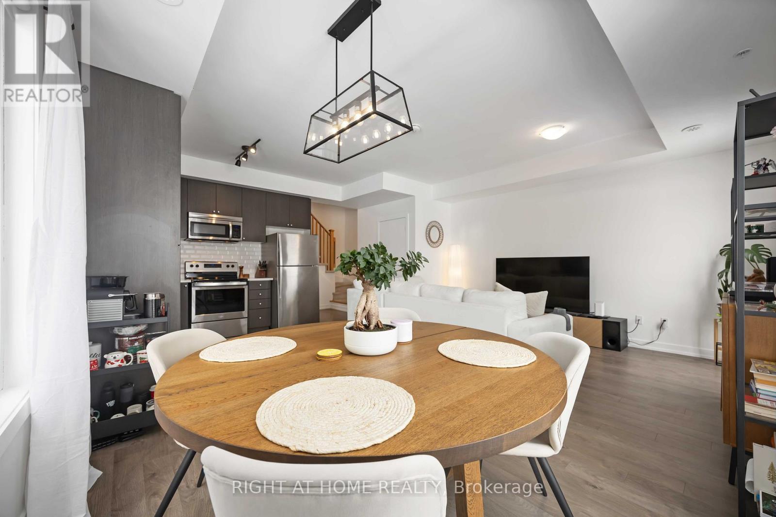 220 - 1555 Kingston Road, Pickering, Ontario  L1V 0E9 - Photo 11 - E12735244