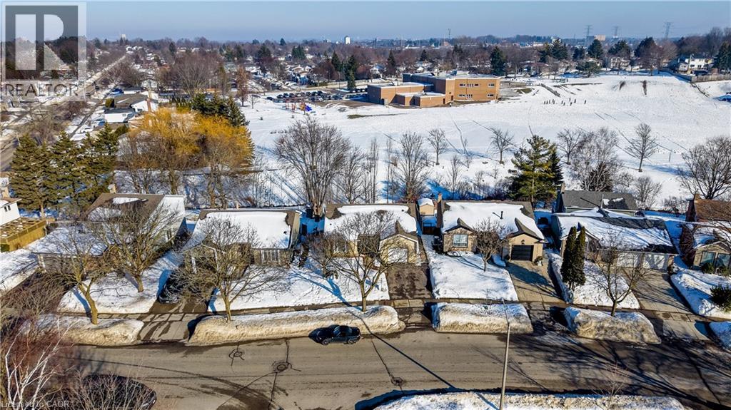 20 Royal Orchard Drive, Kitchener, Ontario  N2N 1J6 - Photo 38 - 40805192