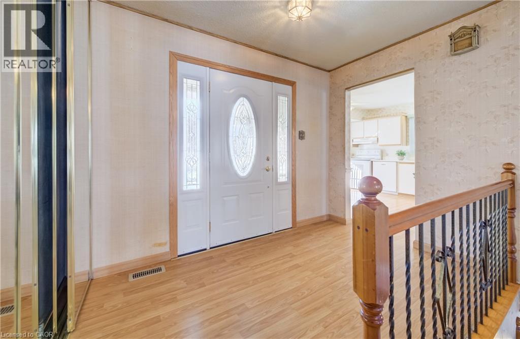 20 Royal Orchard Drive, Kitchener, Ontario  N2N 1J6 - Photo 5 - 40805192