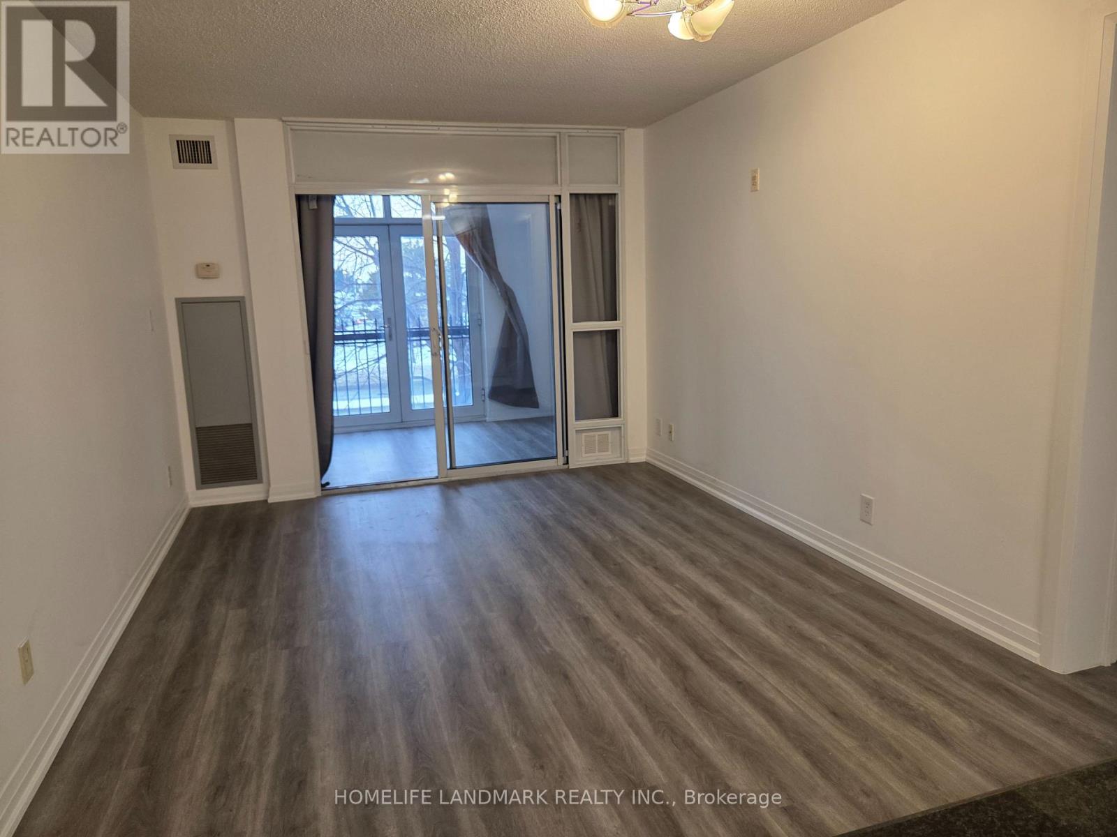 211 - 7363 Kennedy Road, Markham, Ontario  L3R 1G8 - Photo 2 - N12535484