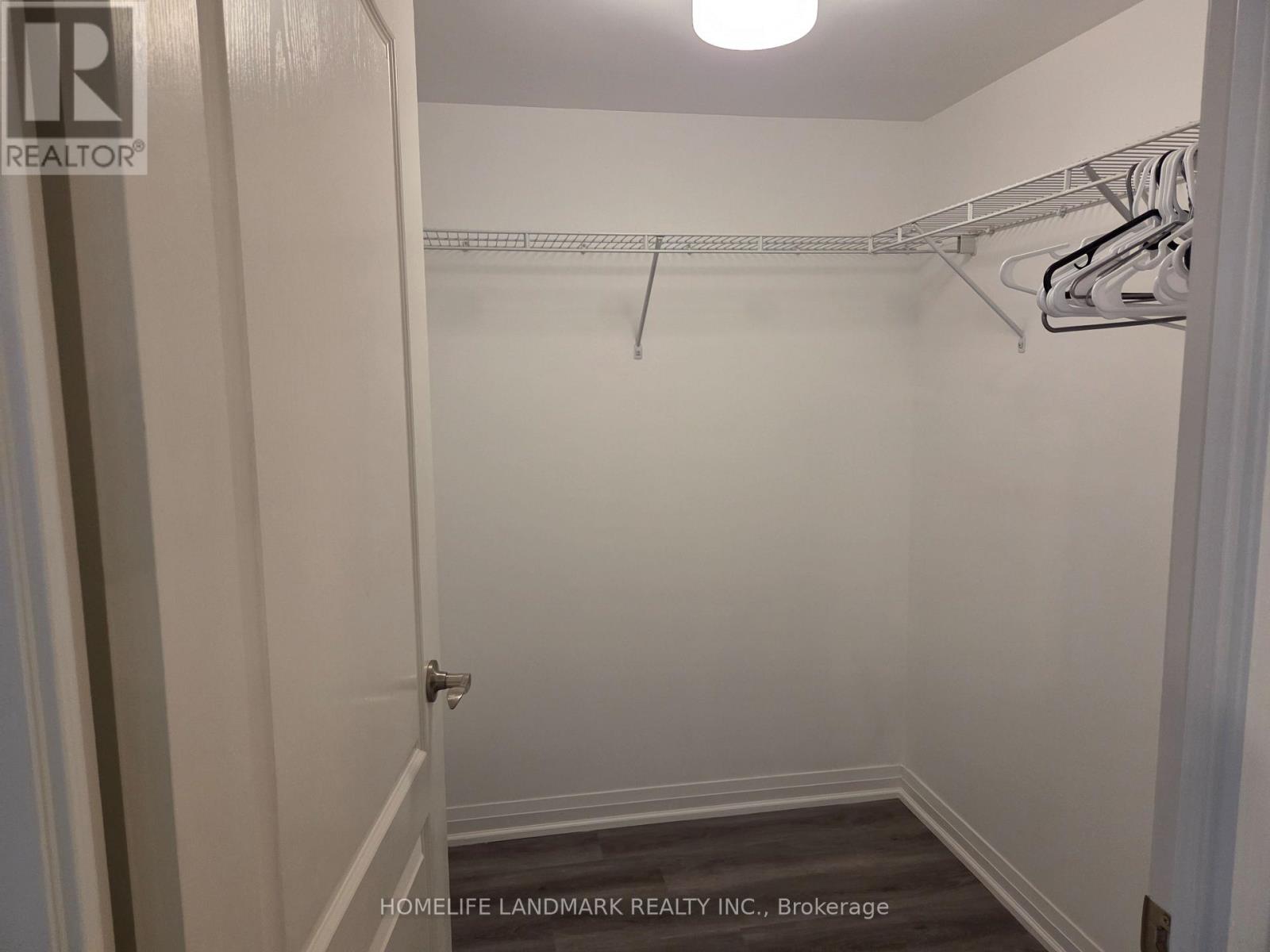 211 - 7363 Kennedy Road, Markham, Ontario  L3R 1G8 - Photo 5 - N12535484