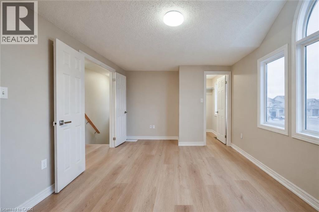 8 Livingstone Crescent, Cambridge, Ontario  N3H 3S7 - Photo 23 - 40799274