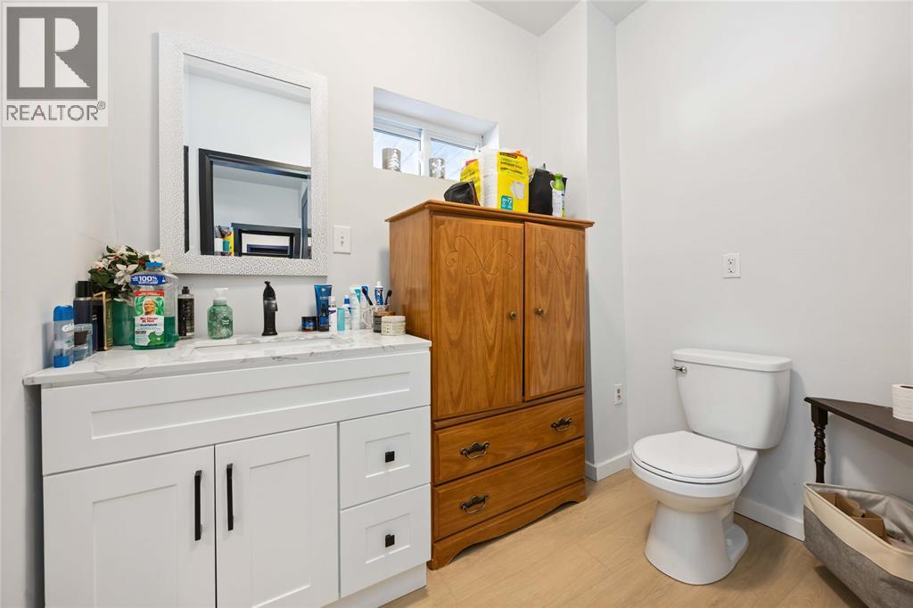 218-220 Mitton Street South, Sarnia, Ontario  N7T 3E1 - Photo 11 - 26003008