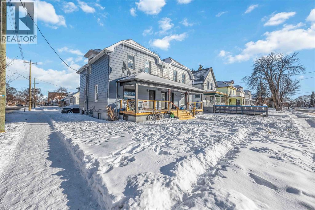 218-220 Mitton Street South, Sarnia, Ontario  N7T 3E1 - Photo 3 - 26003008