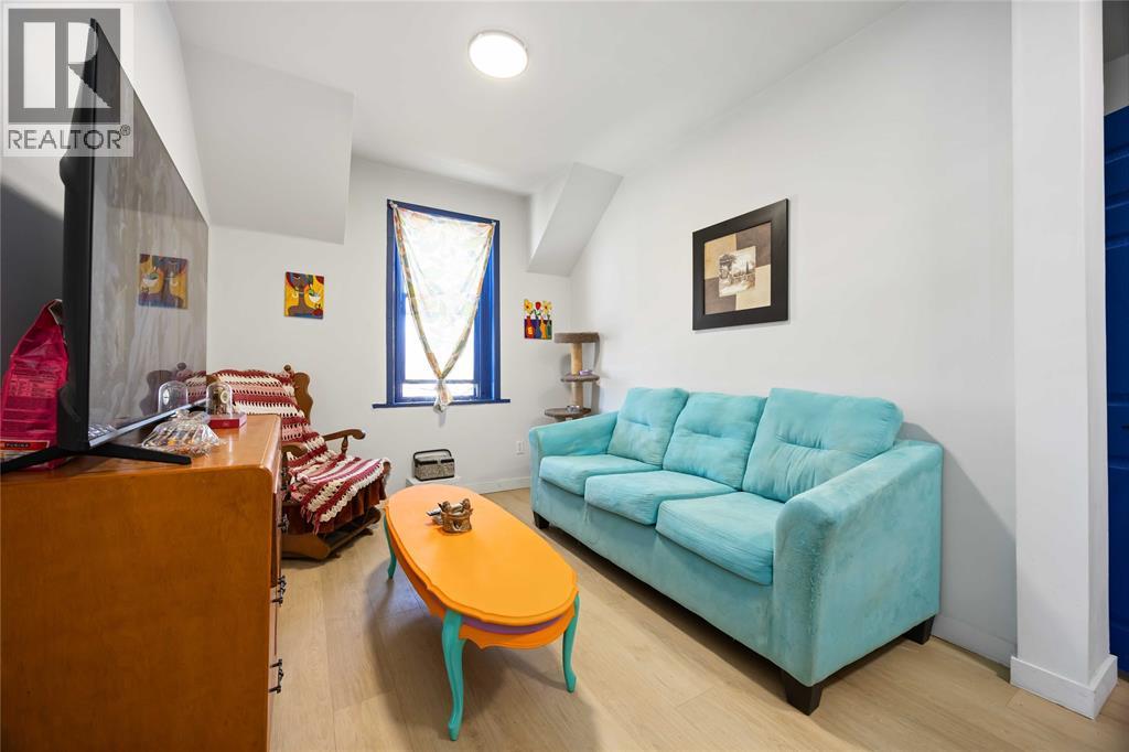 218-220 Mitton Street South, Sarnia, Ontario  N7T 3E1 - Photo 5 - 26003008