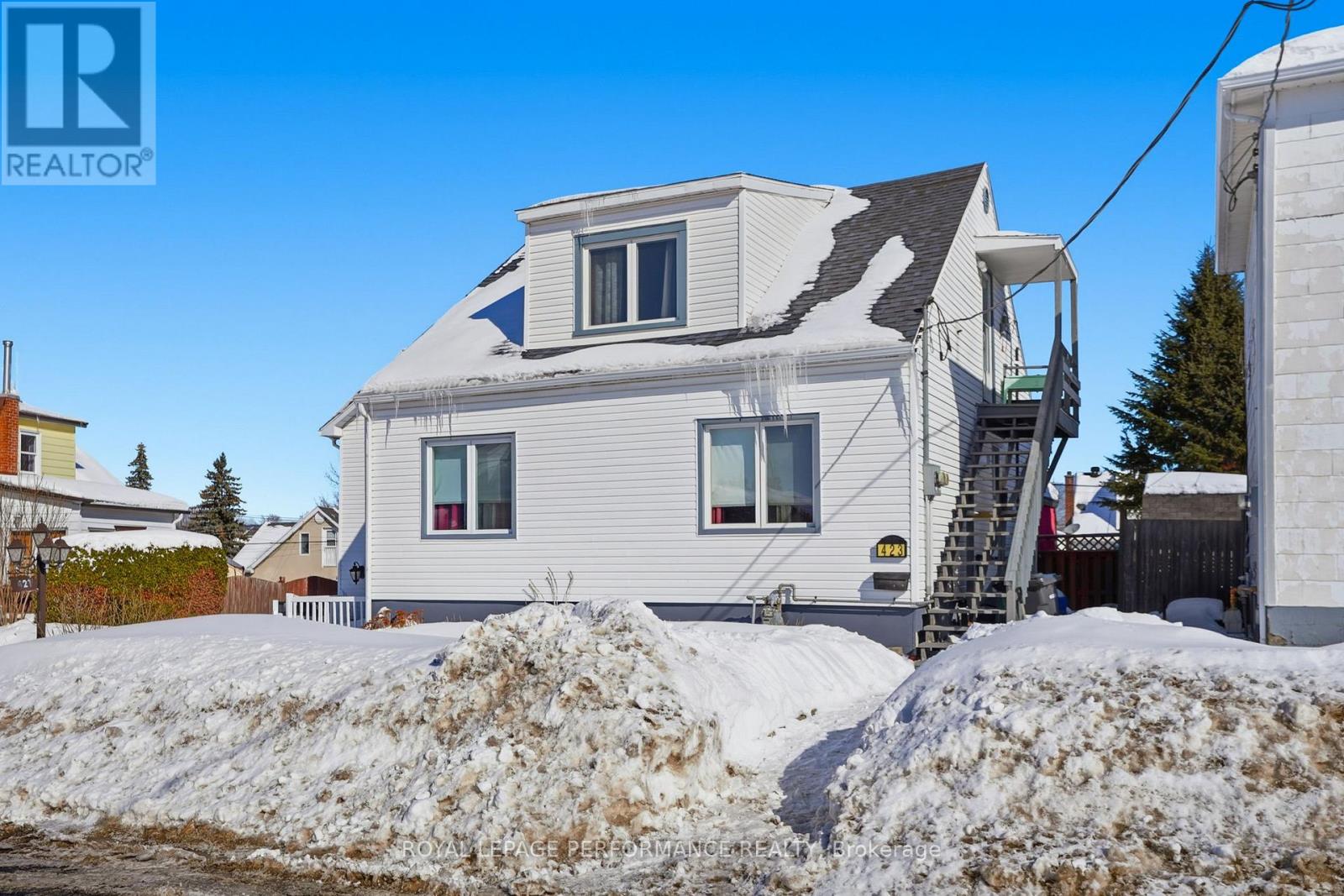 421-423 Garneau Street, Hawkesbury, Ontario  K6A 1M6 - Photo 2 - X12800604