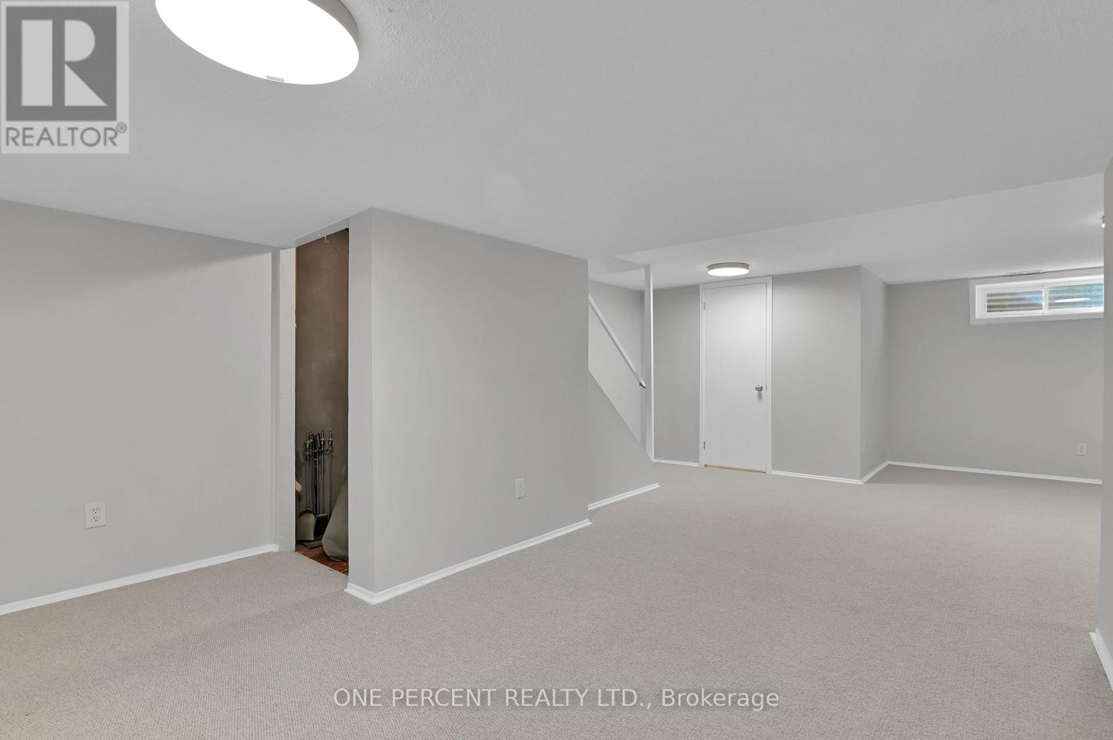 1511 Fisher Avenue, Ottawa, Ontario  K2C 3M8 - Photo 29 - X12800640