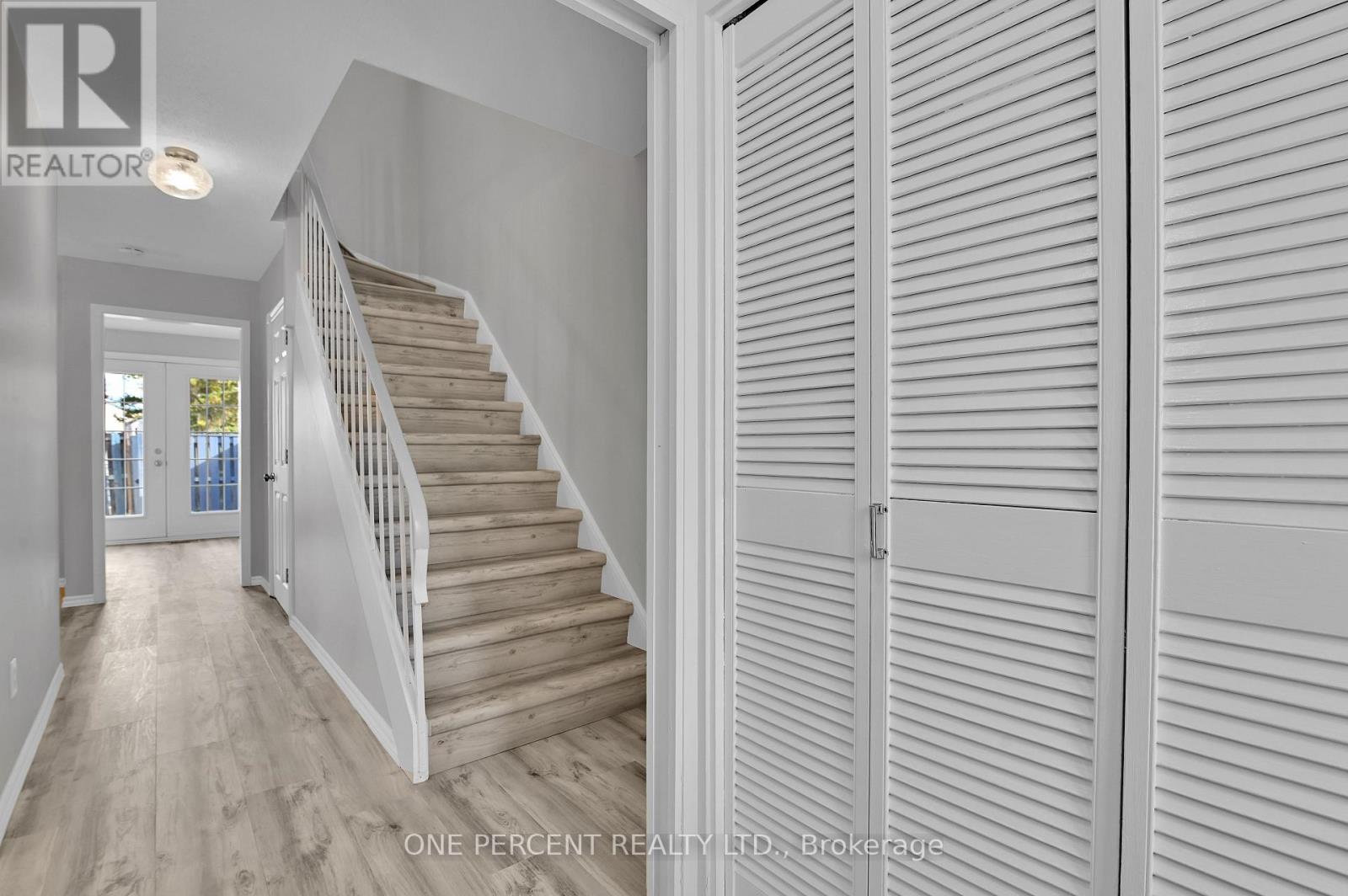 1511 Fisher Avenue, Ottawa, Ontario  K2C 3M8 - Photo 5 - X12800640