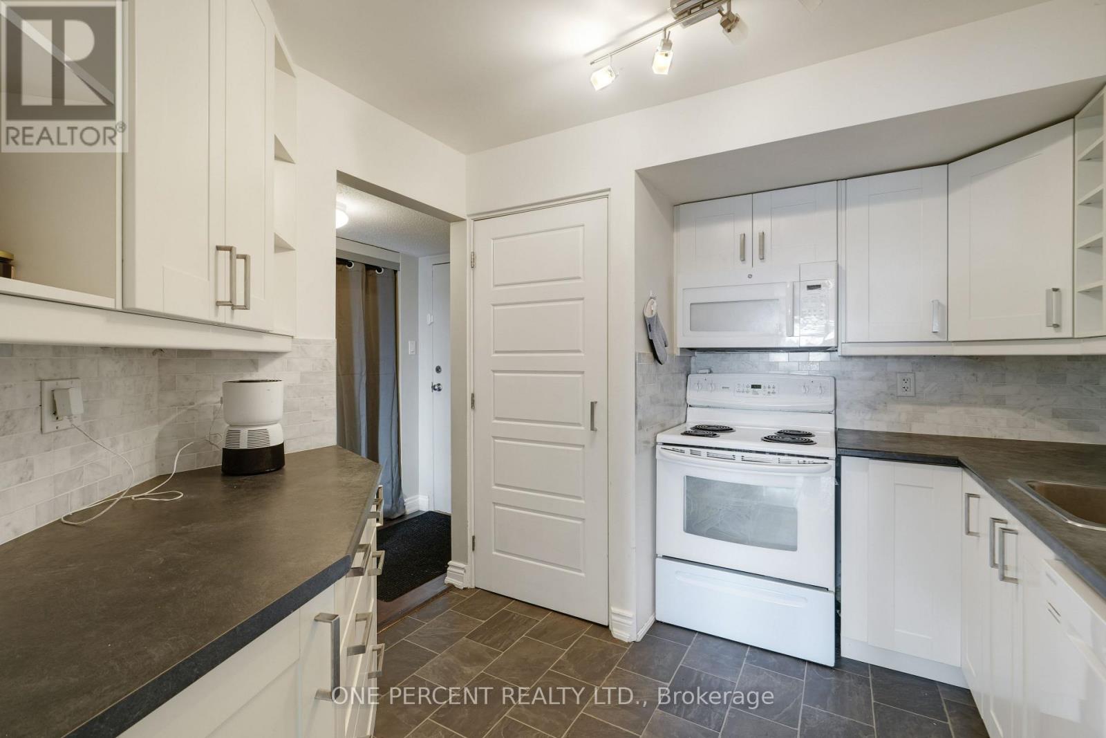 303 - 270 Lorry Greenberg Drive, Ottawa, Ontario  K1T 3K2 - Photo 16 - X12800642