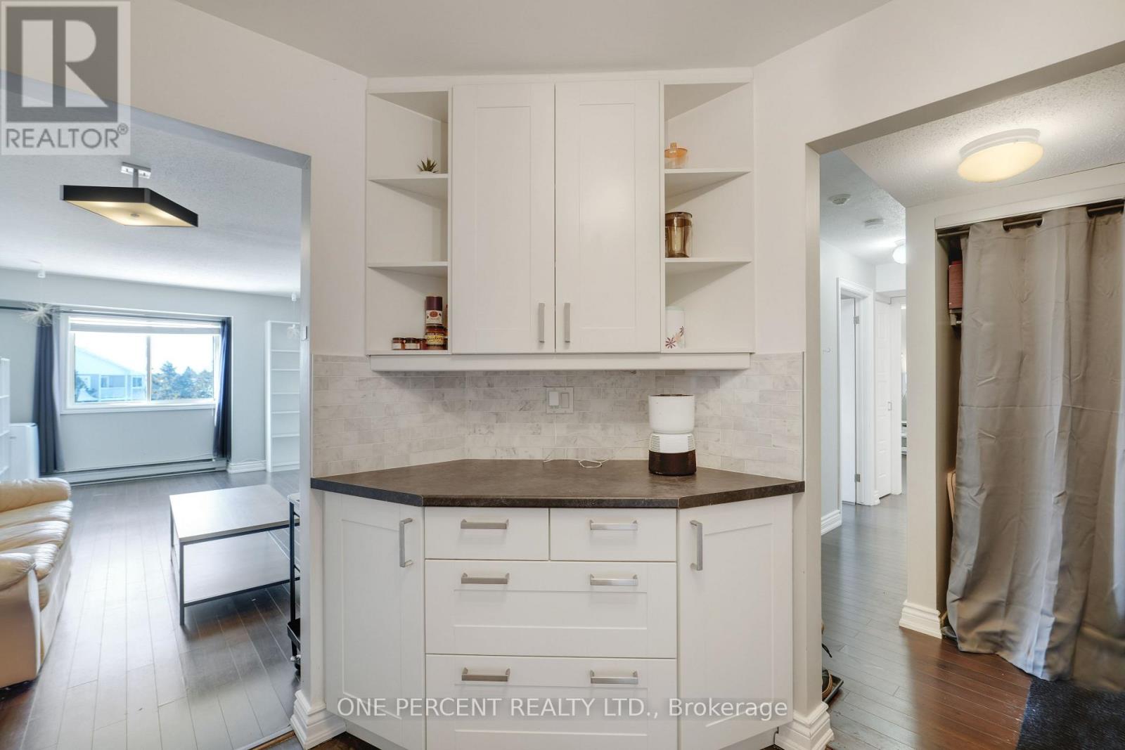 303 - 270 Lorry Greenberg Drive, Ottawa, Ontario  K1T 3K2 - Photo 18 - X12800642