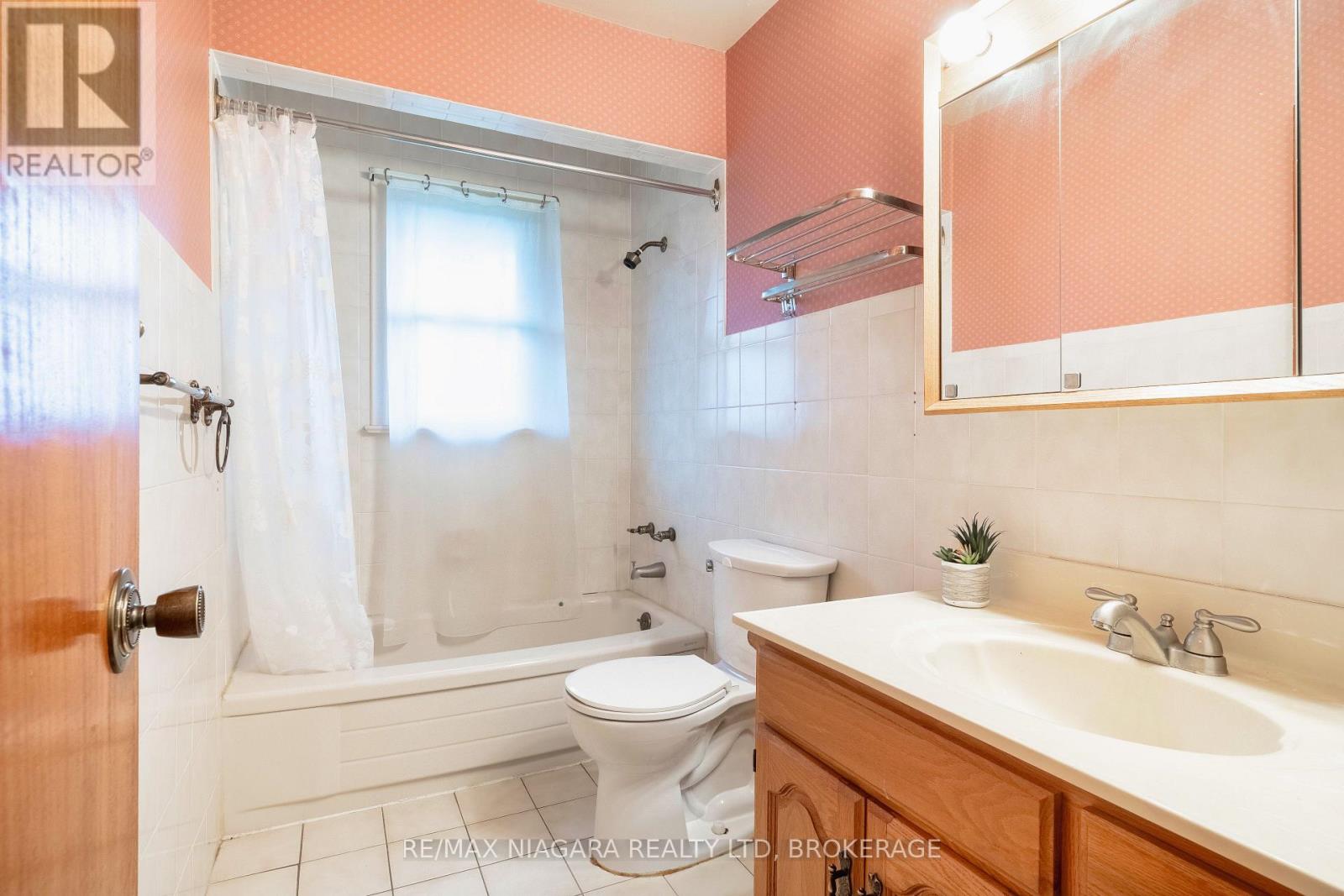 6620 Glendoone Street, Niagara Falls, Ontario  L2J 1E9 - Photo 17 - X12800562