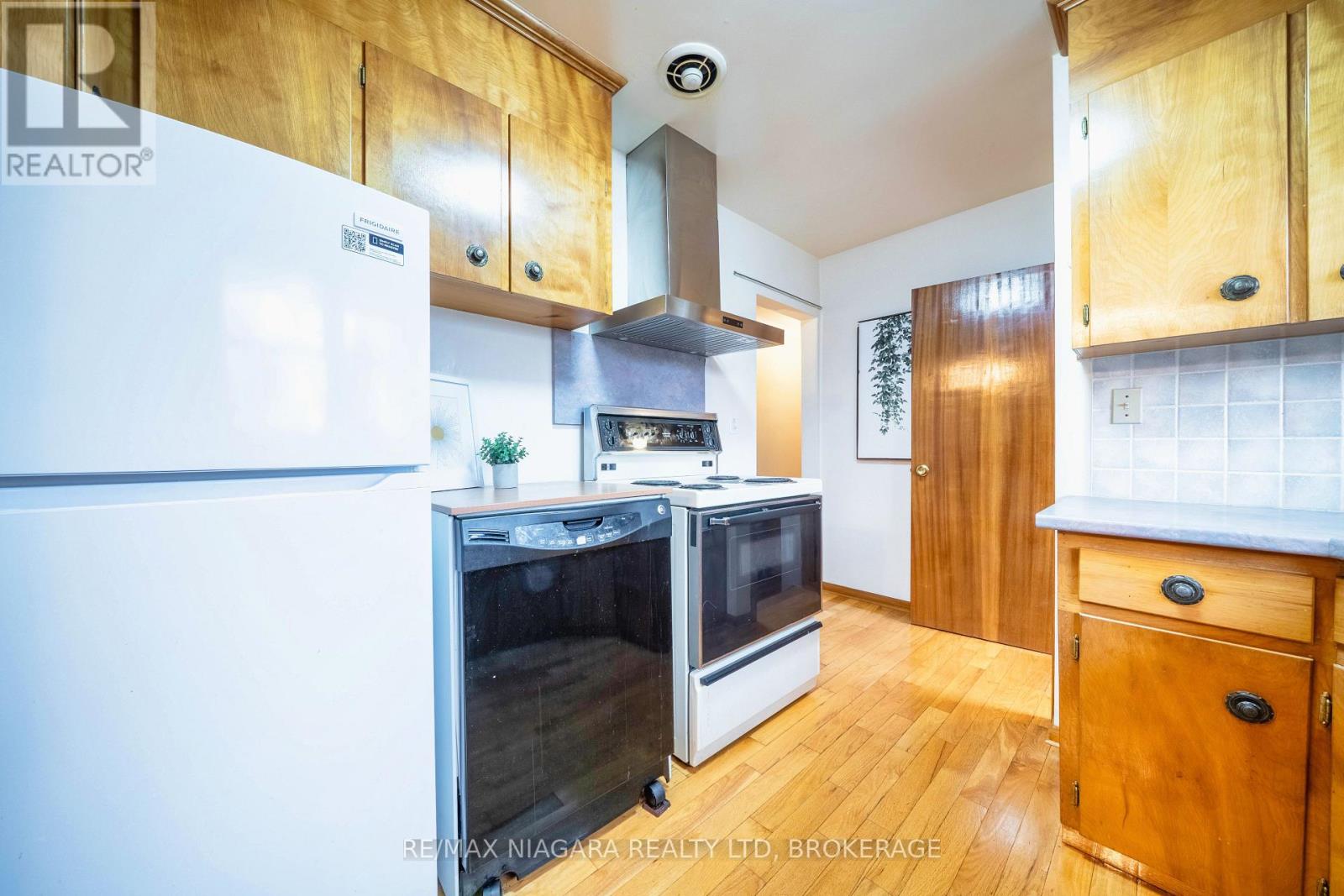 6620 Glendoone Street, Niagara Falls, Ontario  L2J 1E9 - Photo 28 - X12800562