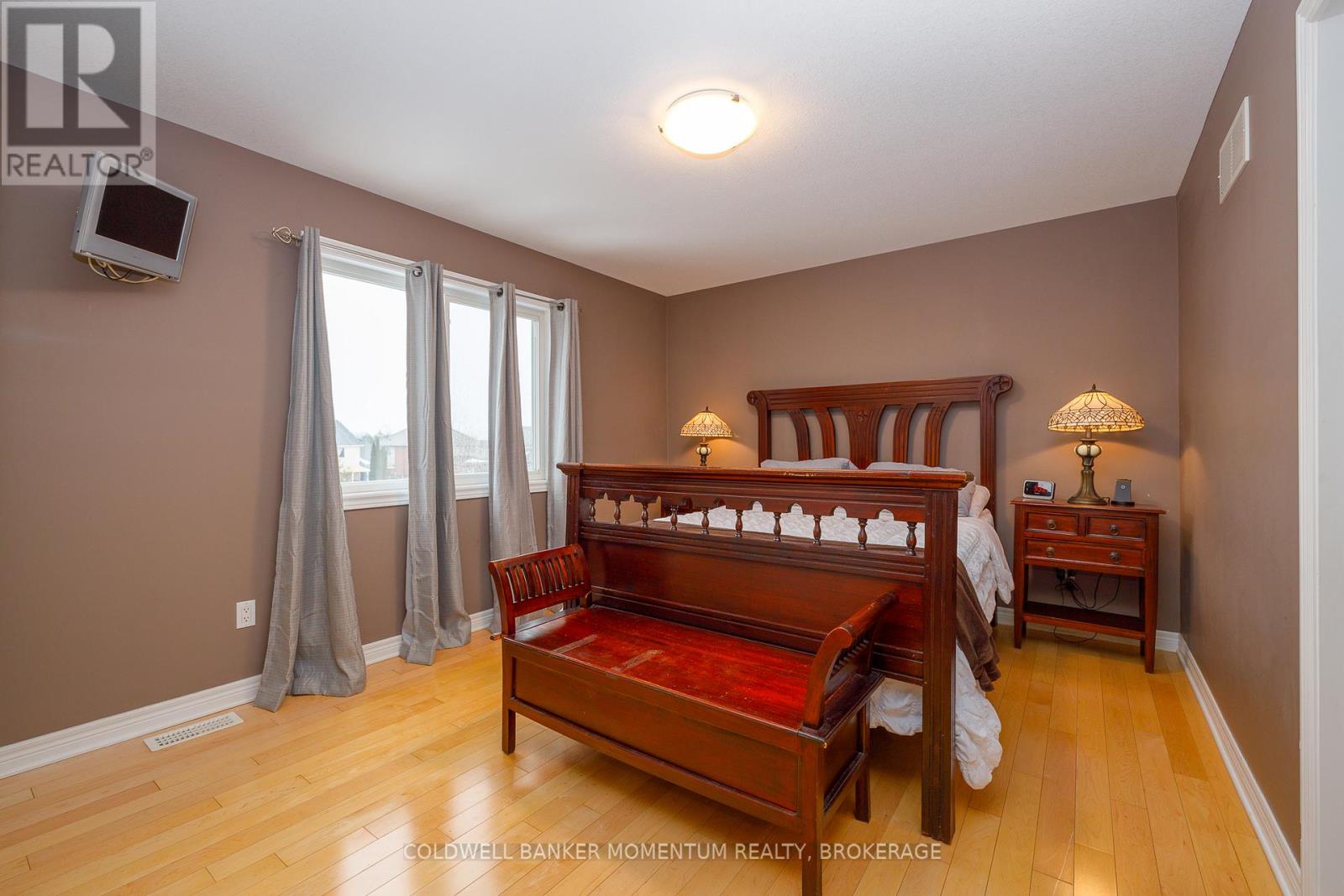 6838 Courtney Crescent, Niagara Falls, Ontario  L2H 0A3 - Photo 28 - X12800594