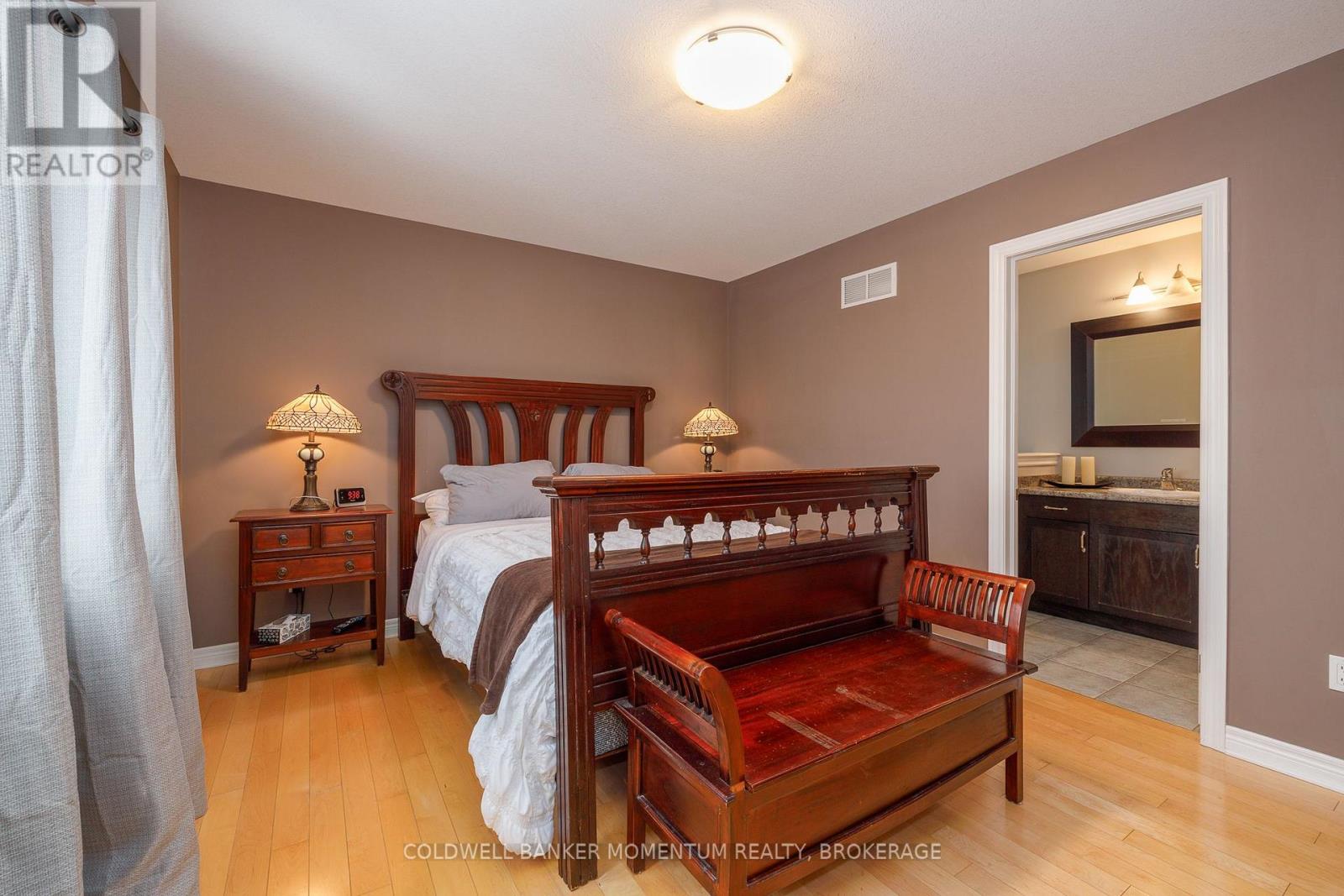 6838 Courtney Crescent, Niagara Falls, Ontario  L2H 0A3 - Photo 29 - X12800594