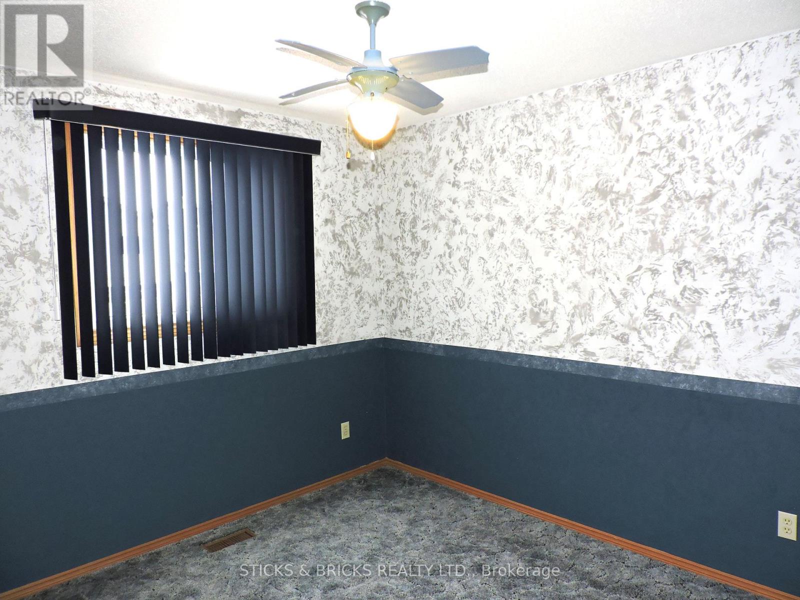 7740 Chorozy Street, Niagara Falls, Ontario  L2H 2N9 - Photo 16 - X12800650