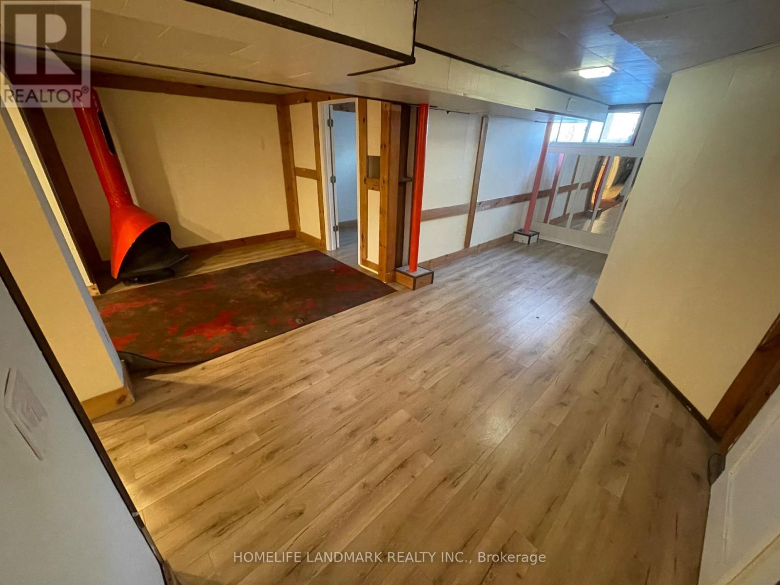 102 Billington Crescent, Toronto, Ontario  M3A 2G6 - Photo 8 - C12800636