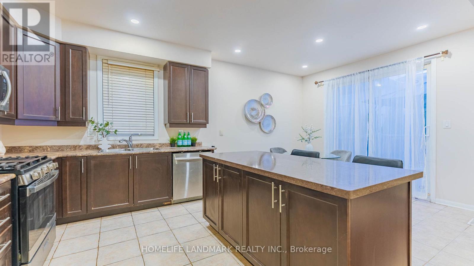 1846 Misthollow Drive, Pickering, Ontario  L1X 0A8 - Photo 18 - E12800596