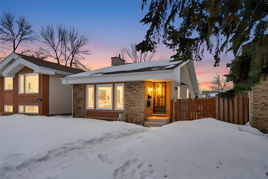 157 Devonshire Drive, Winnipeg, Manitoba  R2C 4G9 - Photo 0 - 202603007