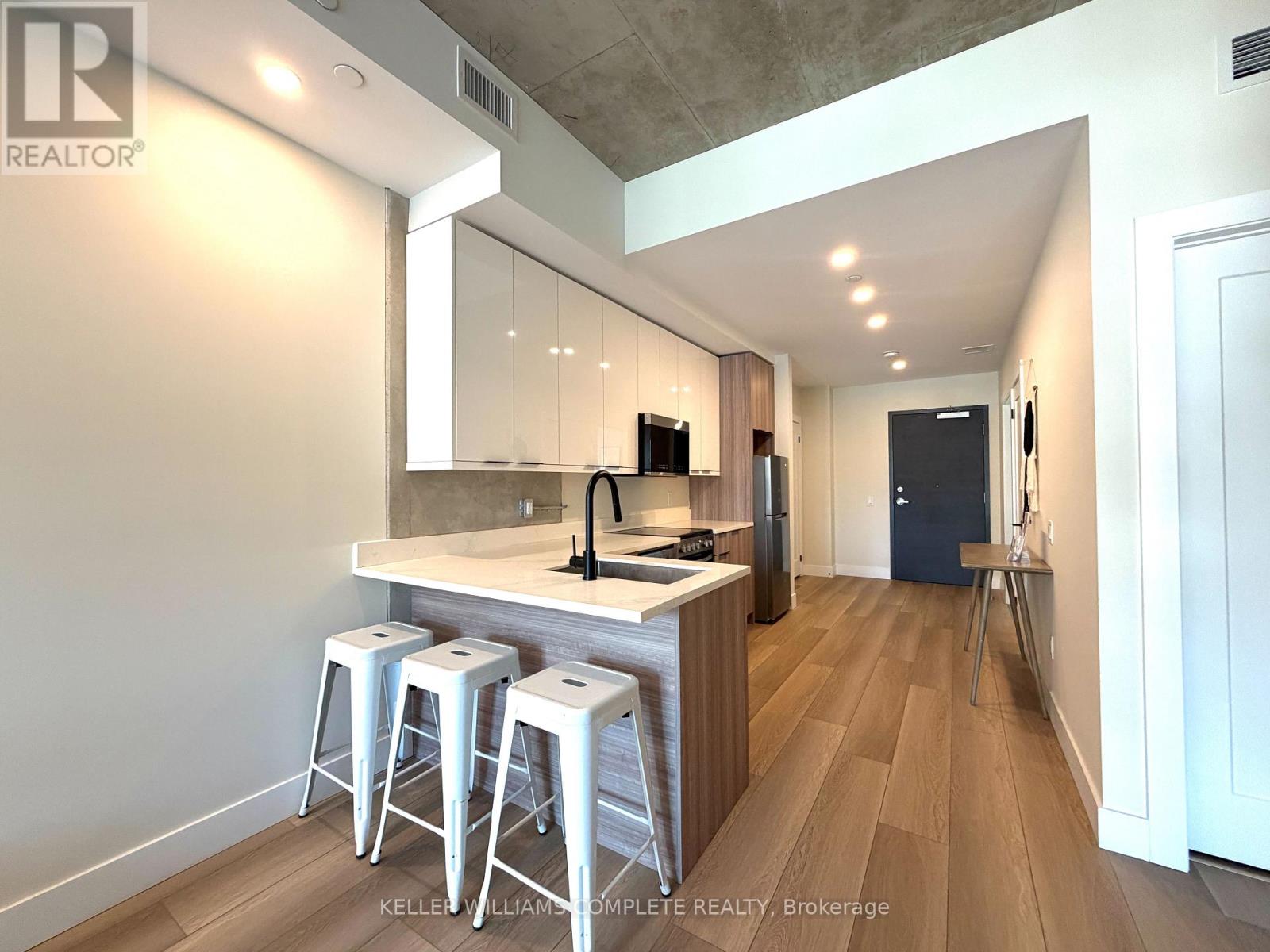 401 - 169 James Street S, Hamilton, Ontario  L8P 3A3 - Photo 4 - X12800552