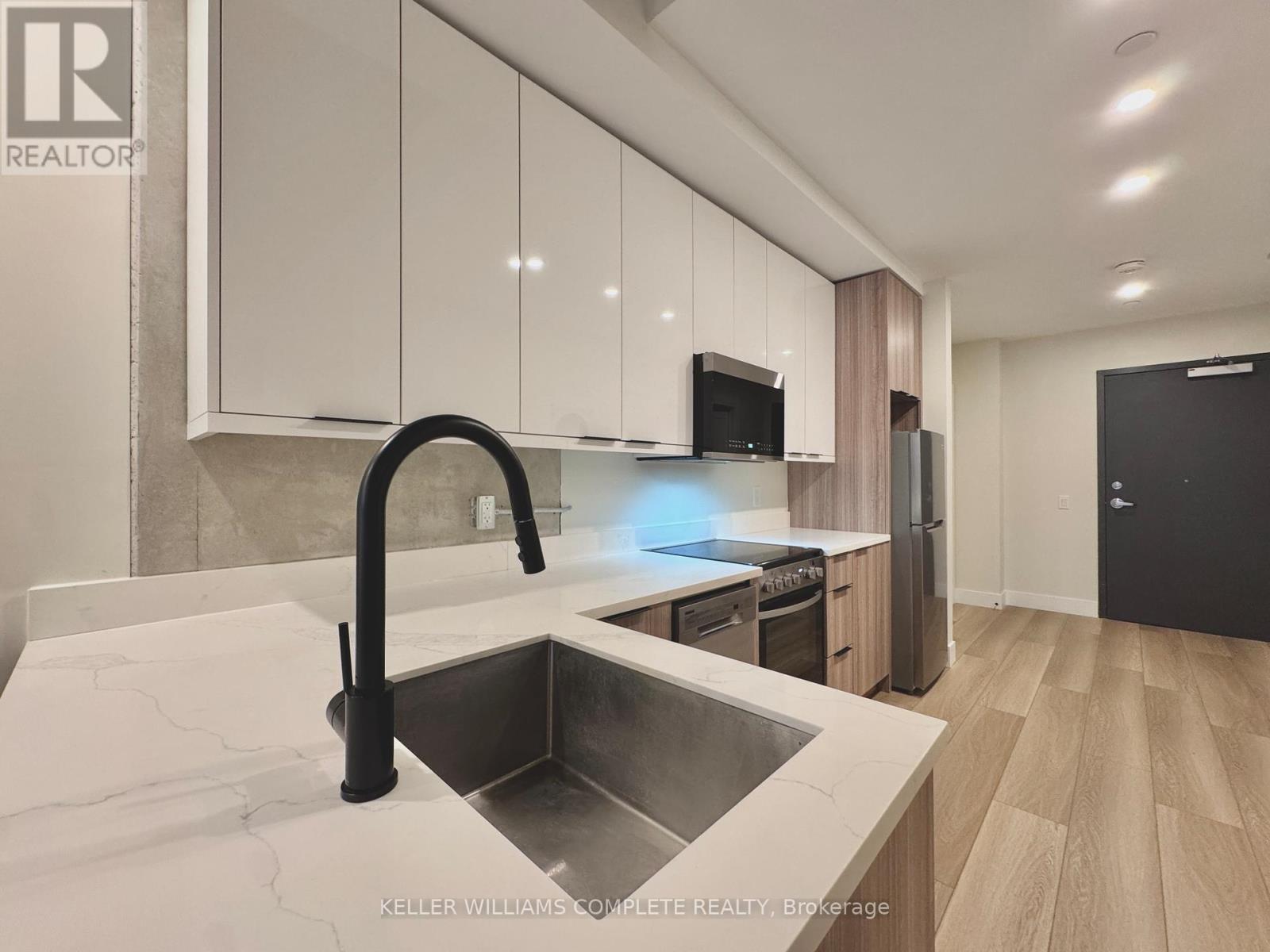 401 - 169 James Street S, Hamilton, Ontario  L8P 3A3 - Photo 6 - X12800552