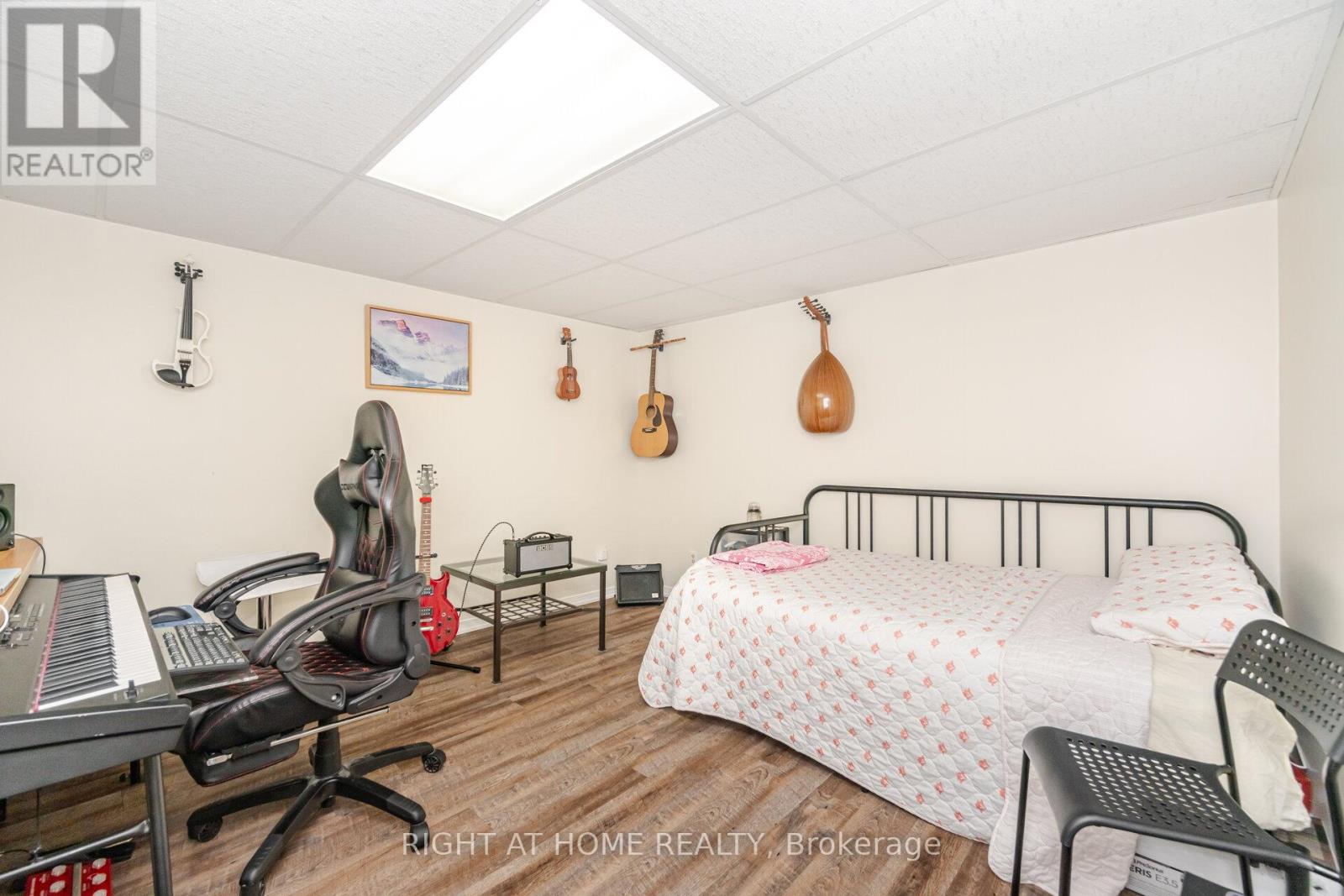 17 White Owl Crescent, Brantford, Ontario  N3P 1A1 - Photo 23 - X12800580